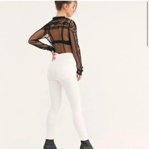 Free People | Feel Alright White Skinny Jeans - Picture 2 of 9
